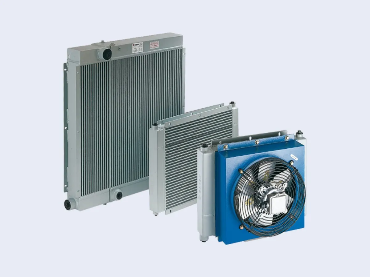 Combi-cooler assembly combining oil and air cooling stages